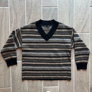 DAZY sweater, size XL.